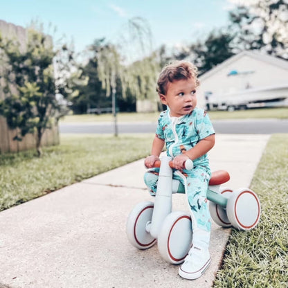 Vélo d'équilibre by Jeux Montessori Jeux Montessori